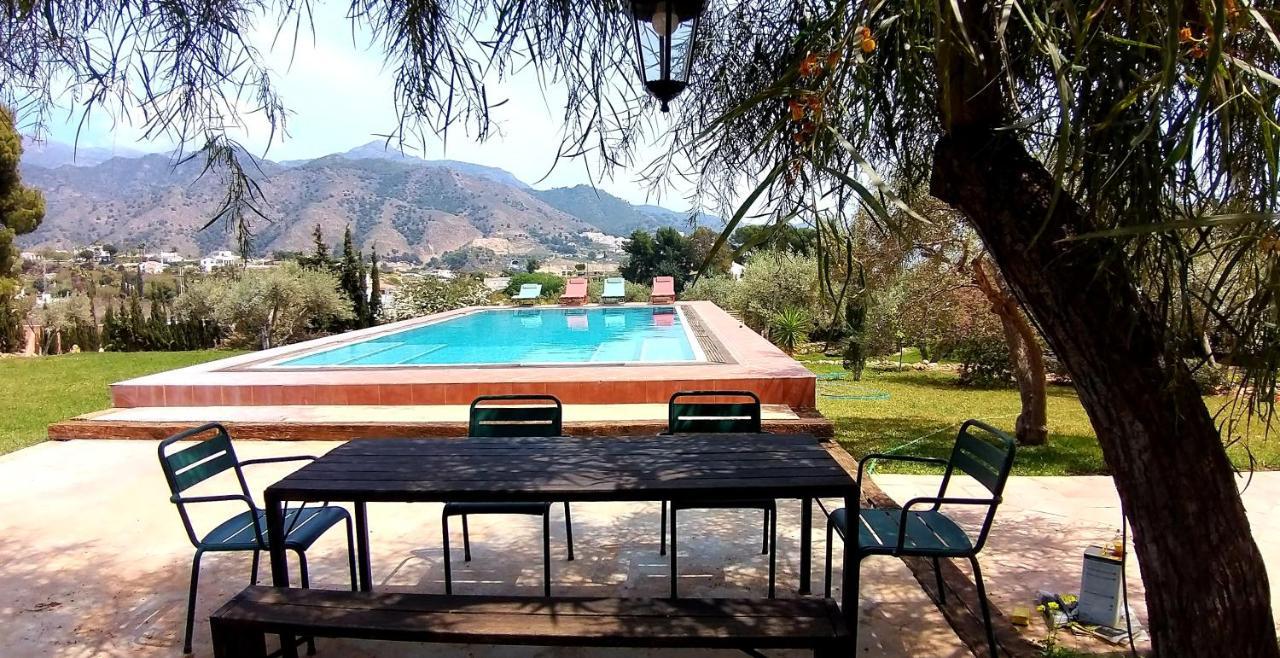 Cortijo Nerja Artist Paradise מראה חיצוני תמונה