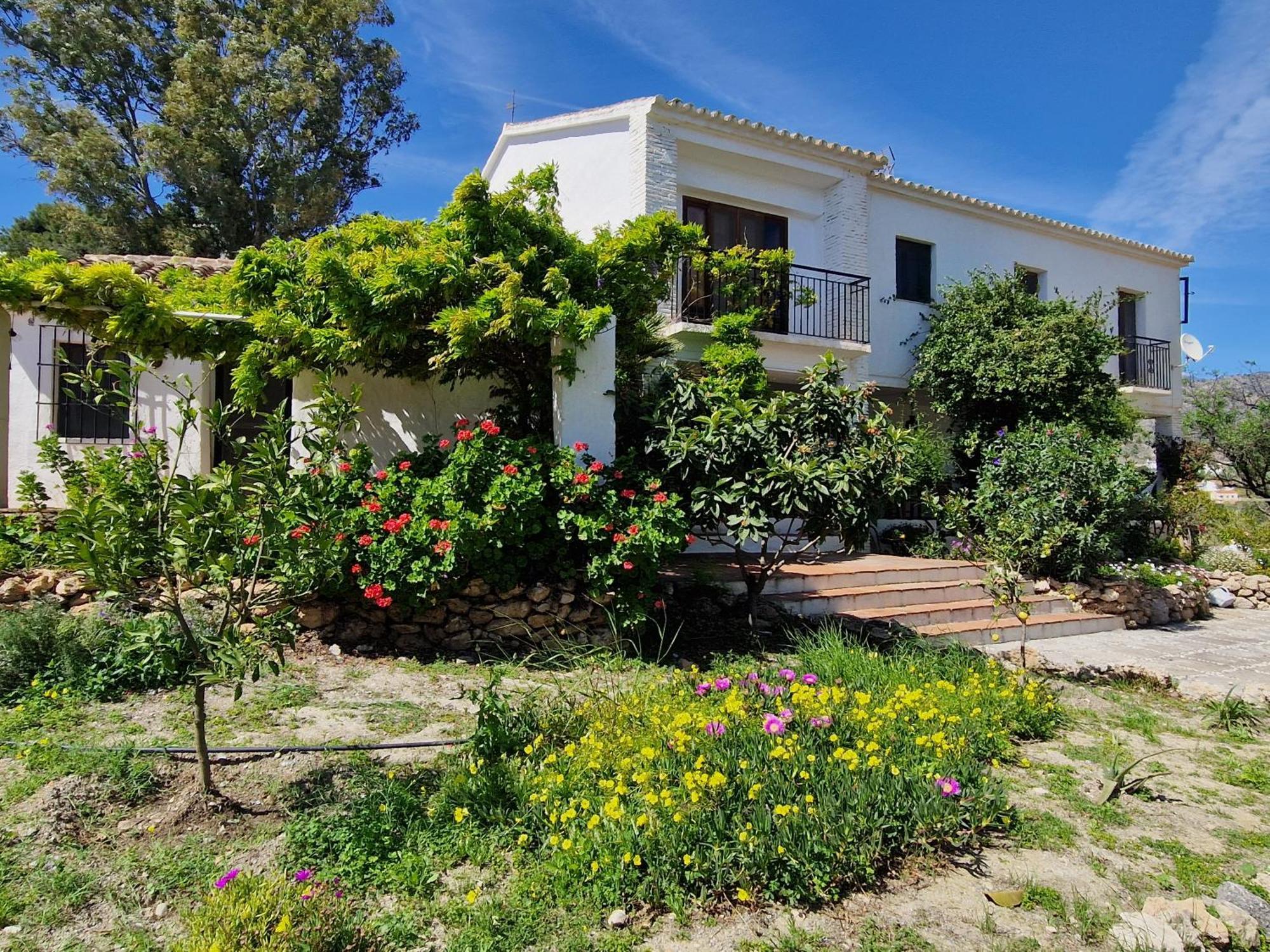 Cortijo Nerja Artist Paradise מראה חיצוני תמונה